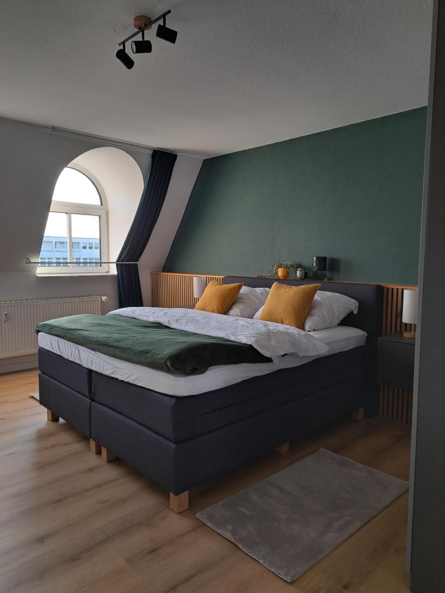 Livora Altstadt Wilhelmshaven - Stilvoll - Zentrumsnah - Tv-Streaming - Balkon - Nordsee - Badewanne Exterior photo